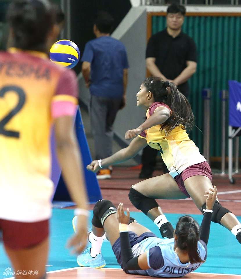 亚锦赛中国女排3-0斯里兰卡