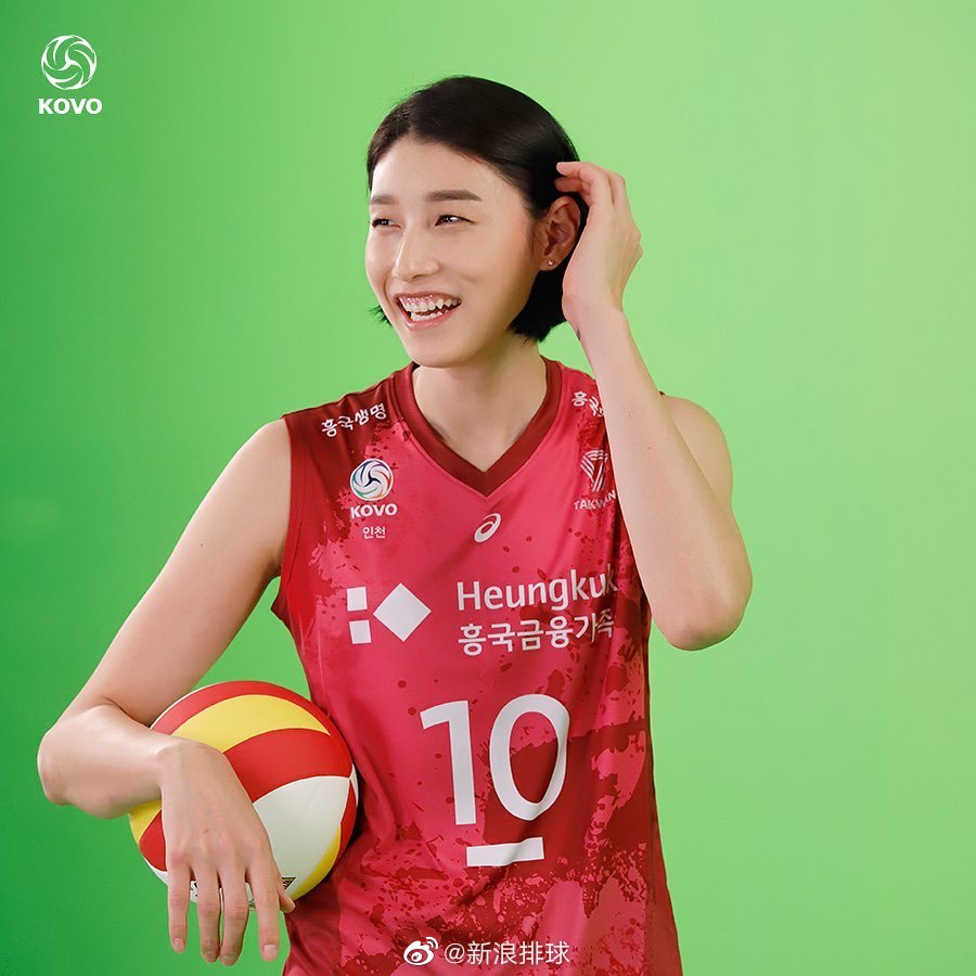 韩国女排金软景联赛官方写真