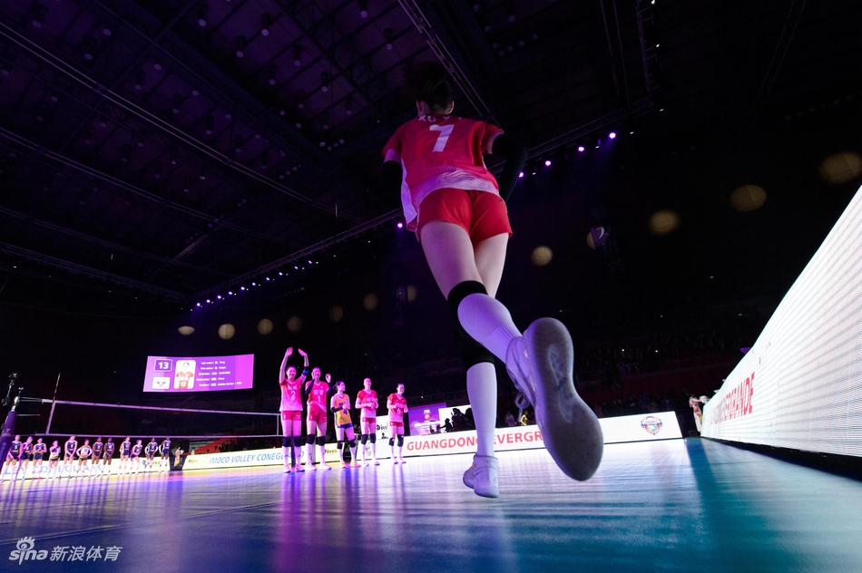 女排世俱杯广东恒大0-3科内