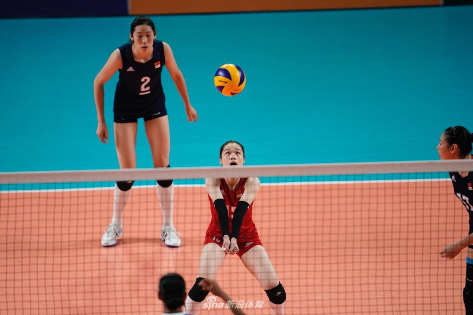 新浪体育直击中国女排完胜印度 小组头名出线