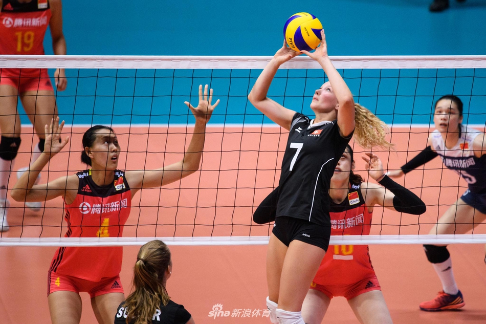 瑞士赛中国女排轻取对手迎开门红