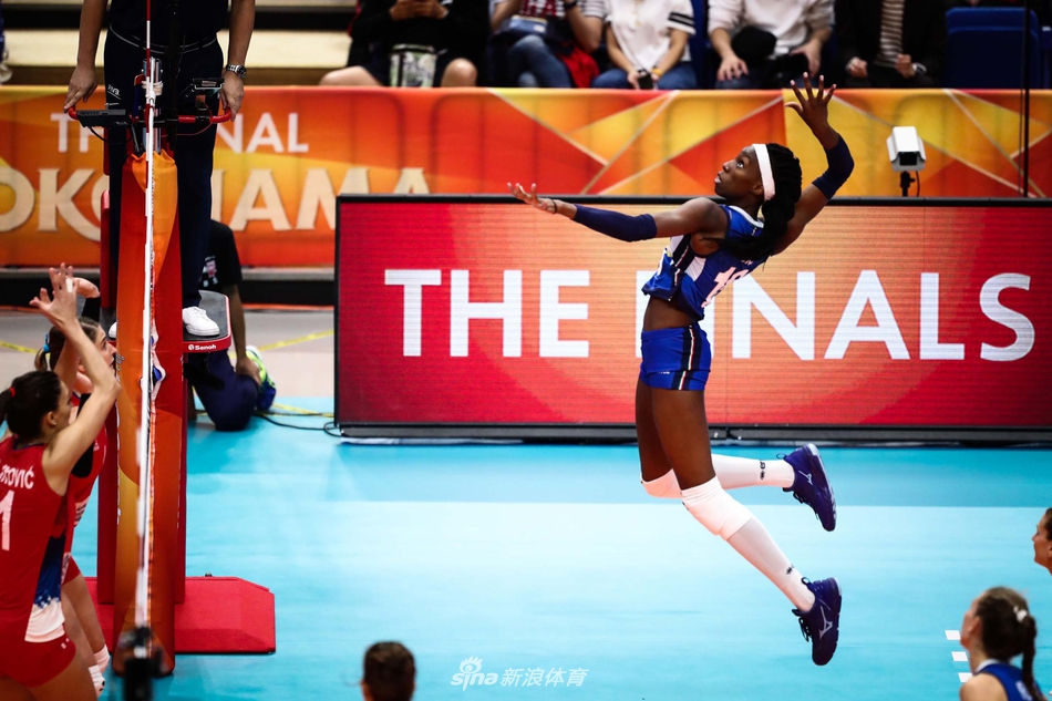 女排世锦赛决赛塞尔维亚3-2意大利