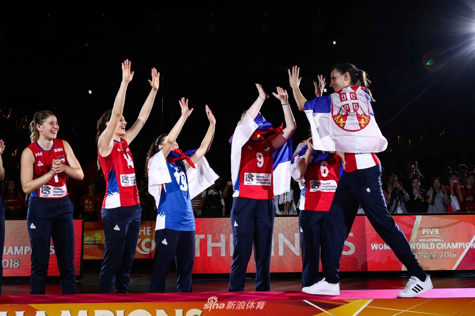 2018年女排世锦赛最佳阵容颁奖