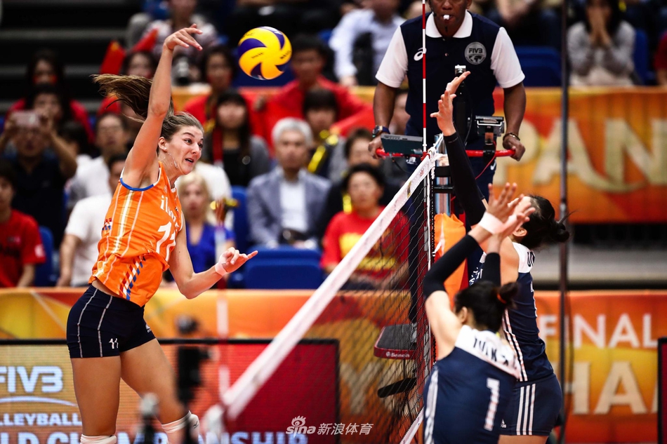 女排世锦赛铜牌战中国3-0荷兰