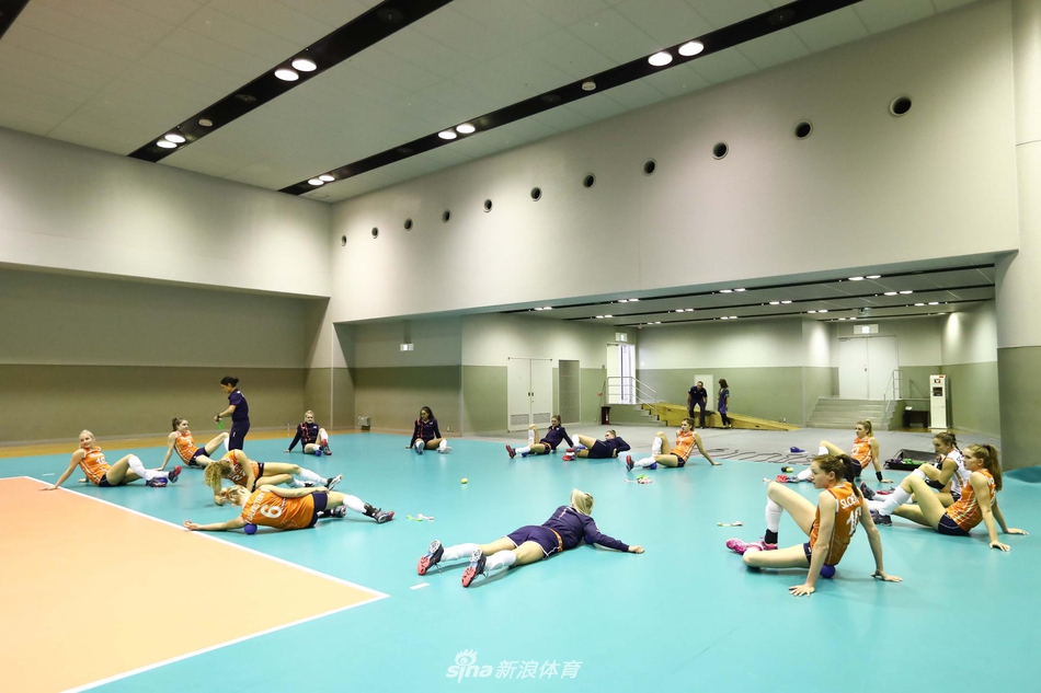 女排世锦赛铜牌战中国3-0荷兰