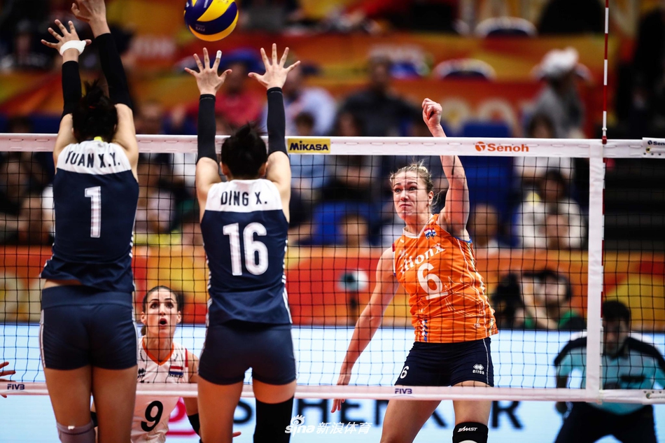女排世锦赛铜牌战中国3-0荷兰