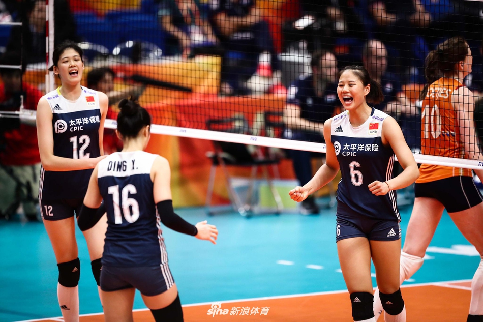 女排世锦赛铜牌战中国3-0荷兰