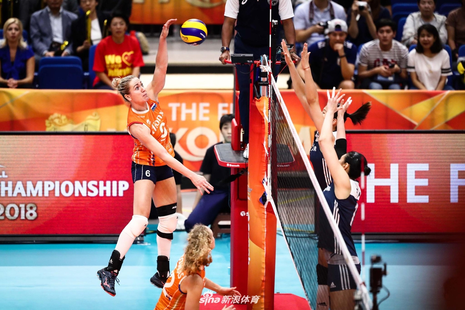 女排世锦赛铜牌战中国3-0荷兰