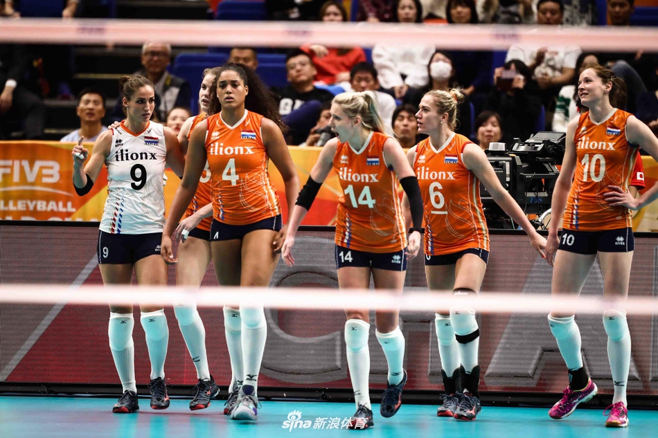 女排世锦赛铜牌战中国3-0荷兰