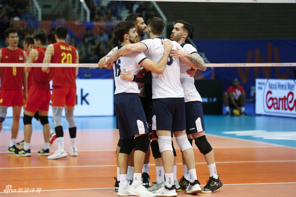 世联中国男排0-3不敌葡萄牙