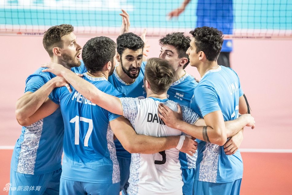 世联赛中国男排1-3阿根廷