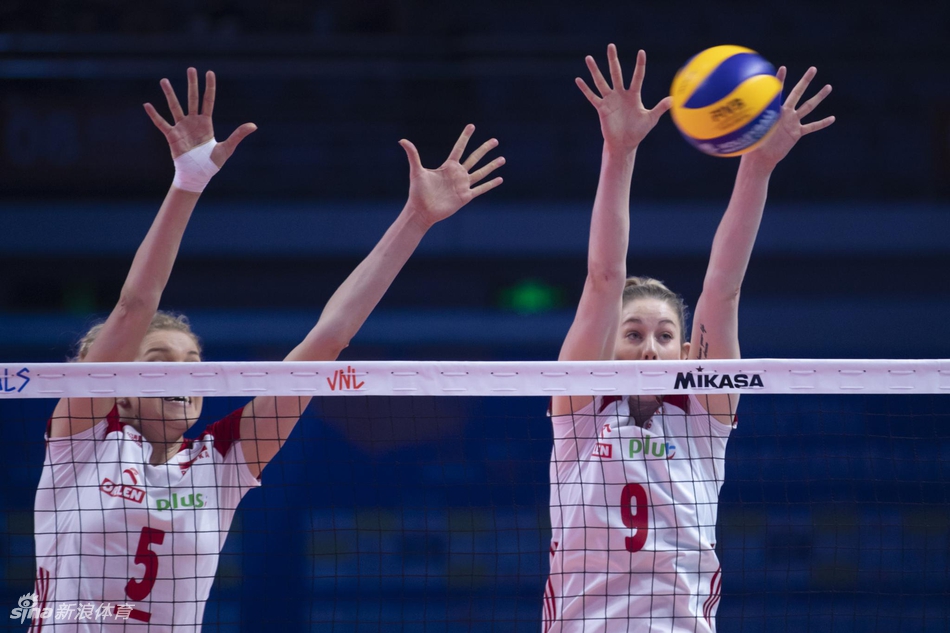 世联总决赛美国女排3-1波兰