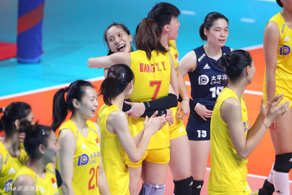 世联中国女排3-1土耳其摘铜牌