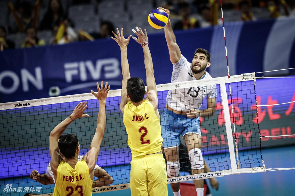 奥运资格赛中国男排2-3阿根廷
