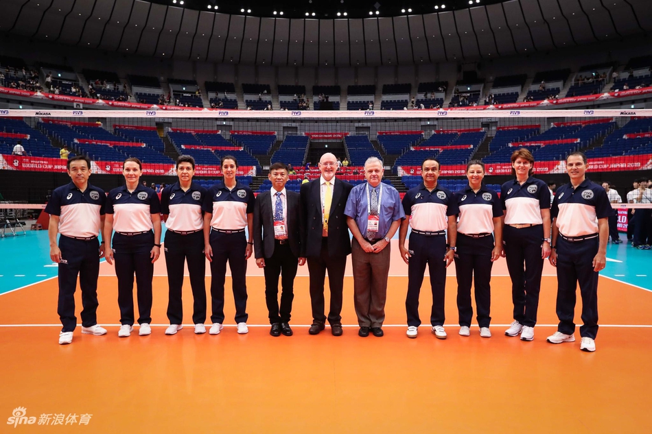 开门红！世界杯中国女排3-0韩国