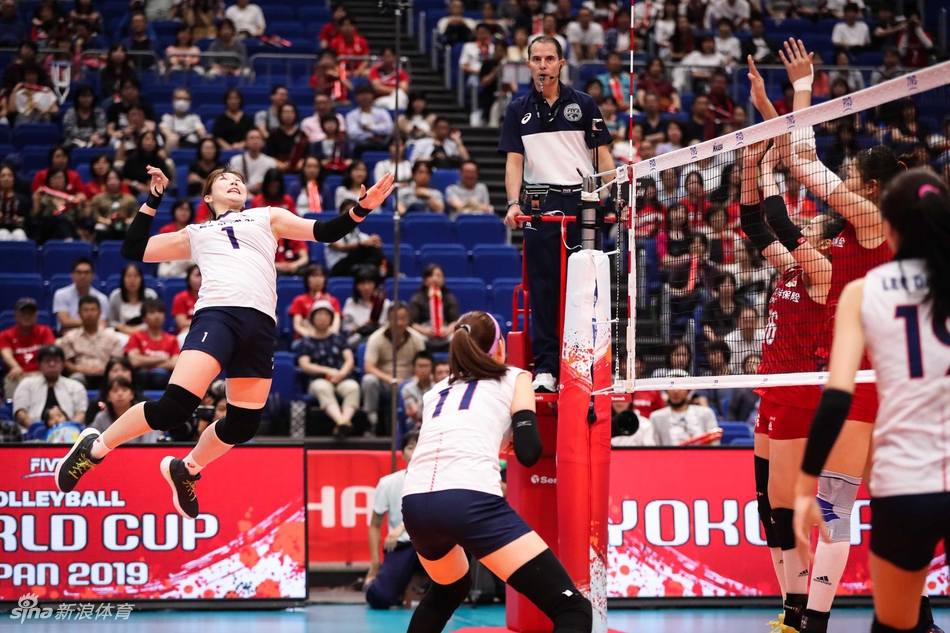 开门红！世界杯中国女排3-0韩国