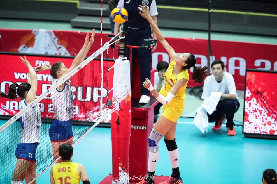 世界杯中国女排3-0塞尔维亚夺冠