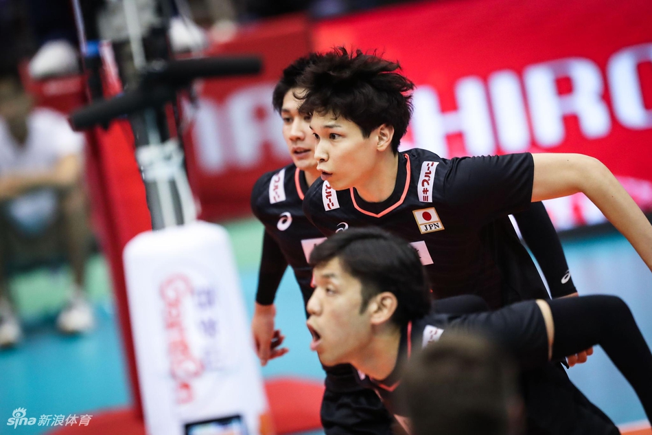 男排世界杯巴西男排提前一轮夺冠