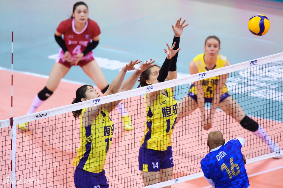 女排世俱杯广东恒大3-1米纳斯