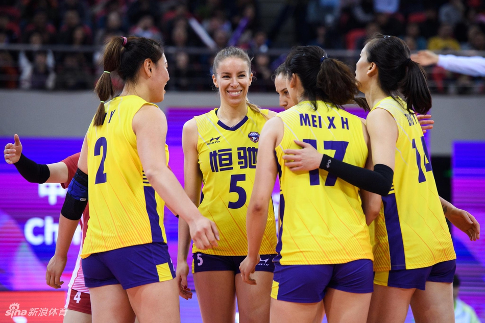 女排世俱杯广东恒大3-1米纳斯