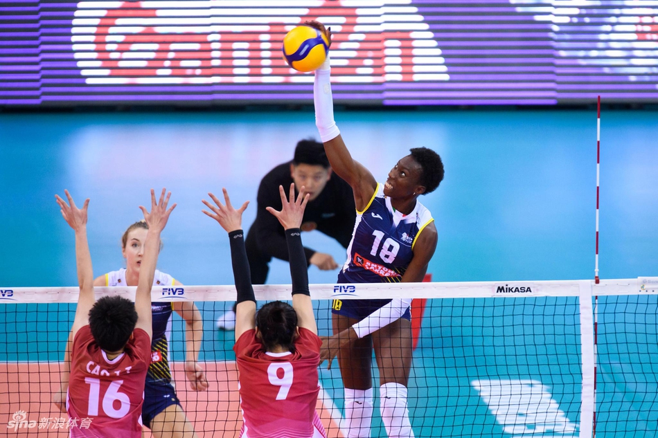 女排世俱杯广东恒大0-3科内