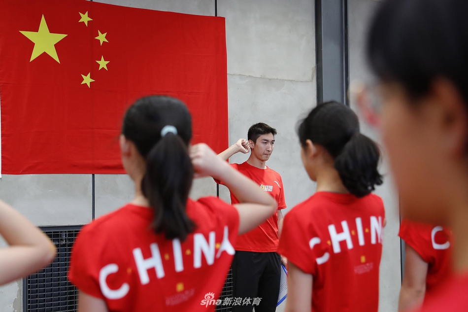 武大靖领衔短道速滑队在京集训