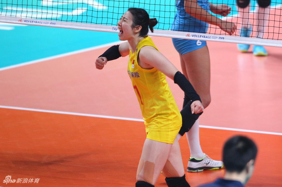 世联中国女排3-1土耳其摘铜牌