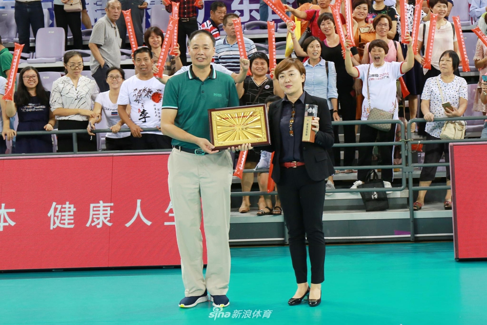 2019年女排精英赛广东夺魁