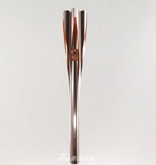 东京奥运“樱花金”火炬惊艳亮相