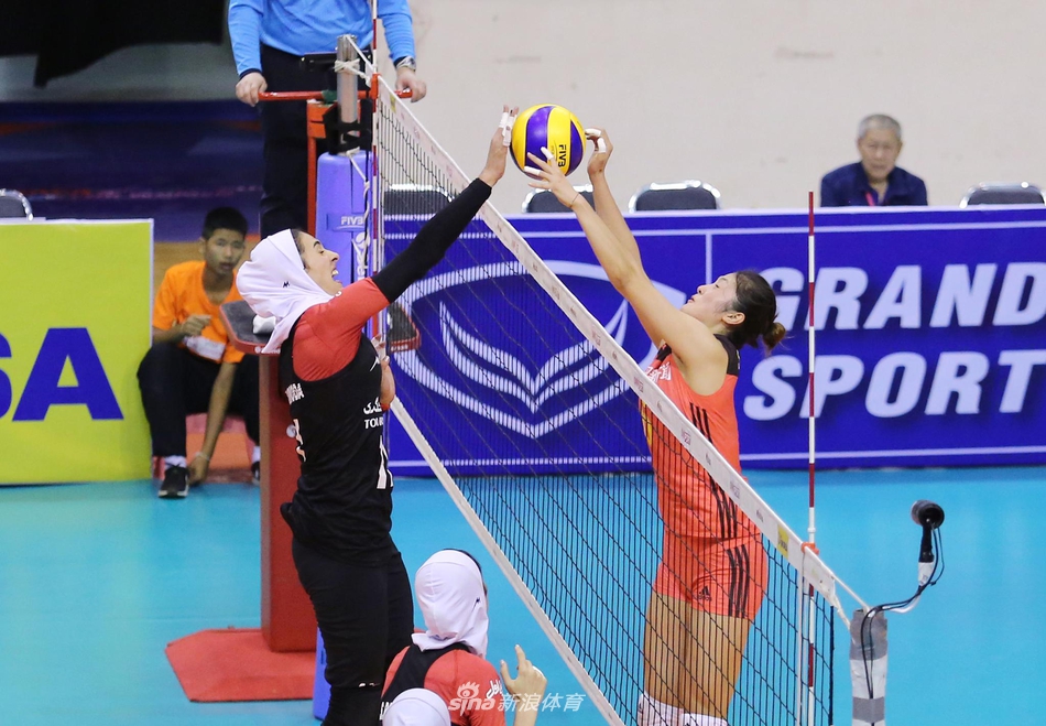 亚洲杯中国女排横扫伊朗进四强