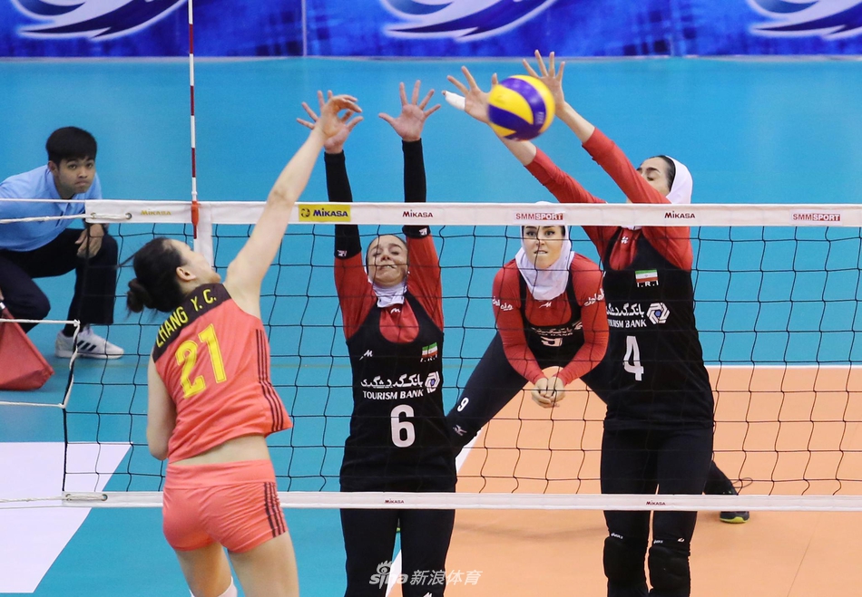 亚洲杯中国女排横扫伊朗进四强
