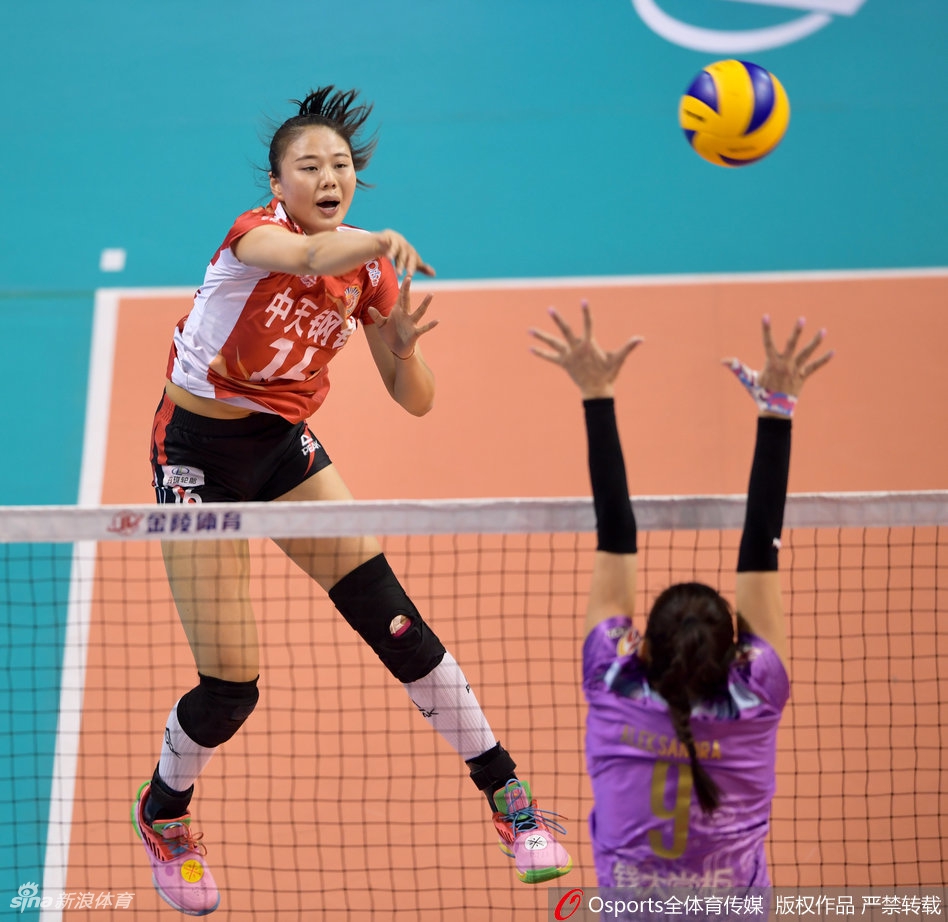 女排半决赛第三场江苏3-0天津