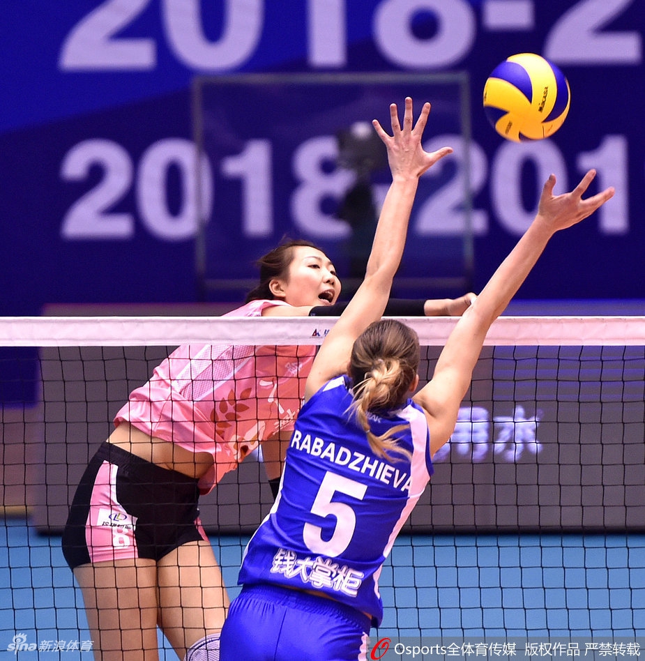 排超精英赛八一女排3:1广东女排