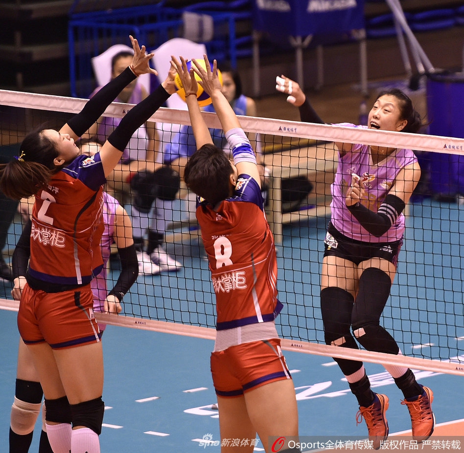 排超精英赛天津女排3-0横扫四川女排