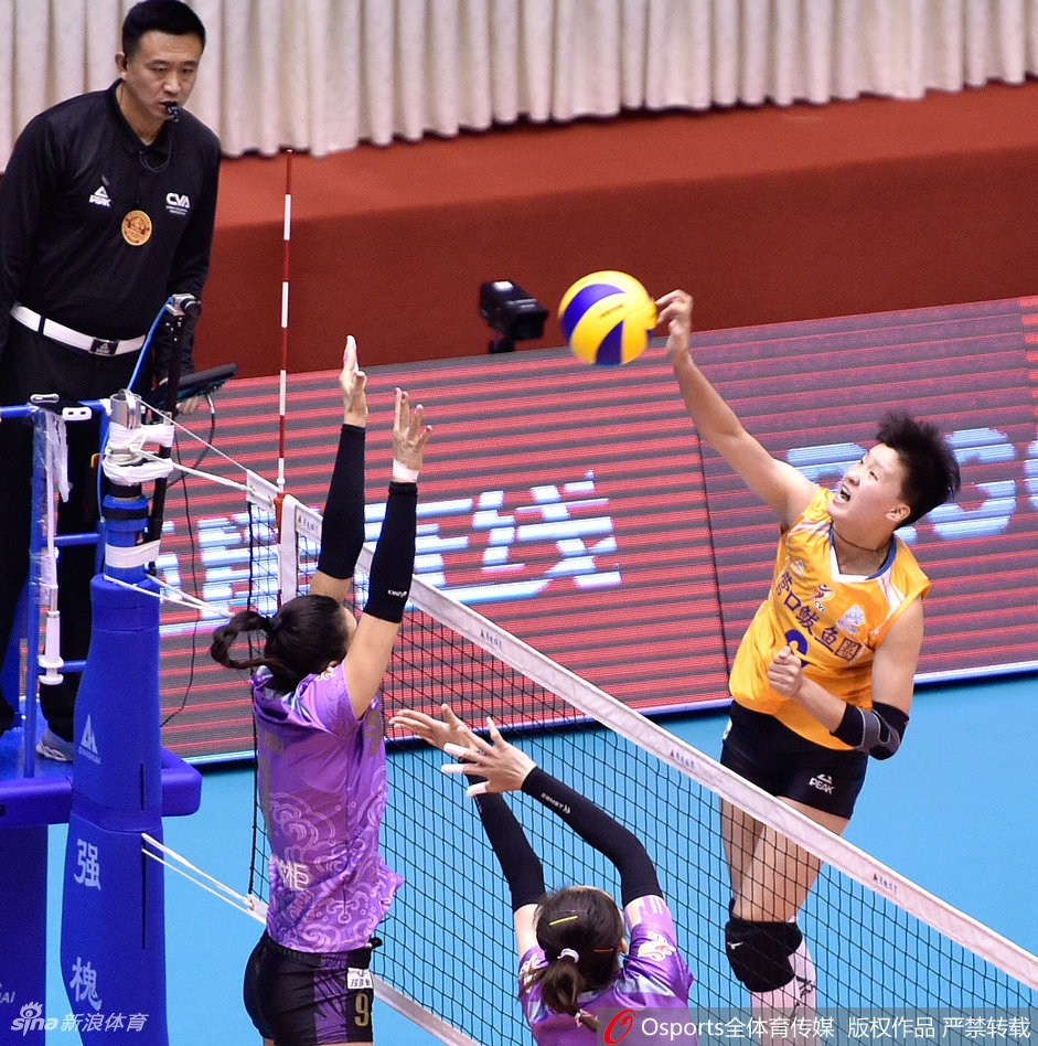 排超八强战天津女排3-0辽宁女排