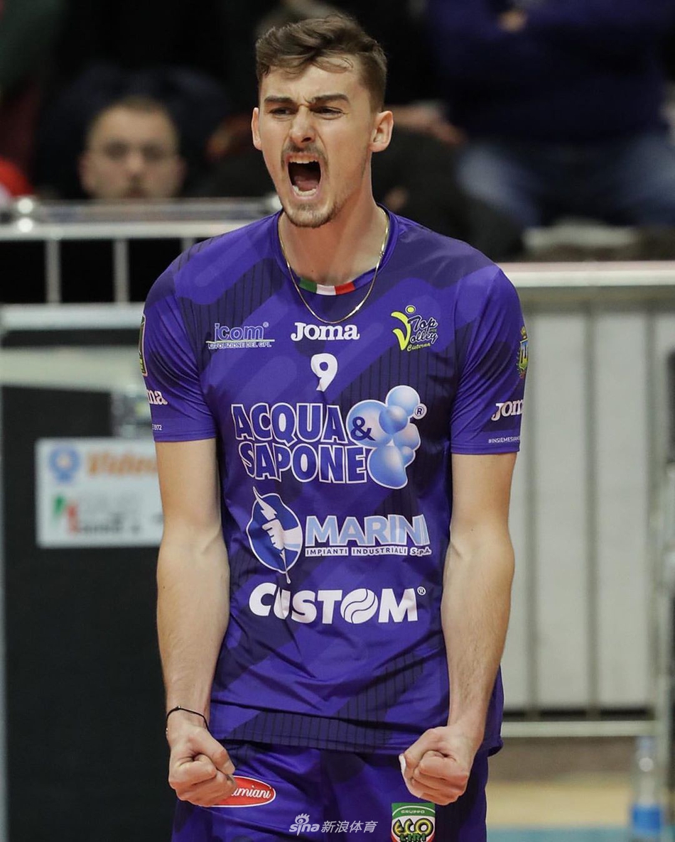 排坛帅哥之法国男排型男帕蒂