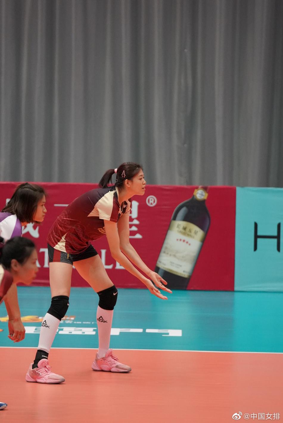 全锦赛天津女排3-0河北开门红