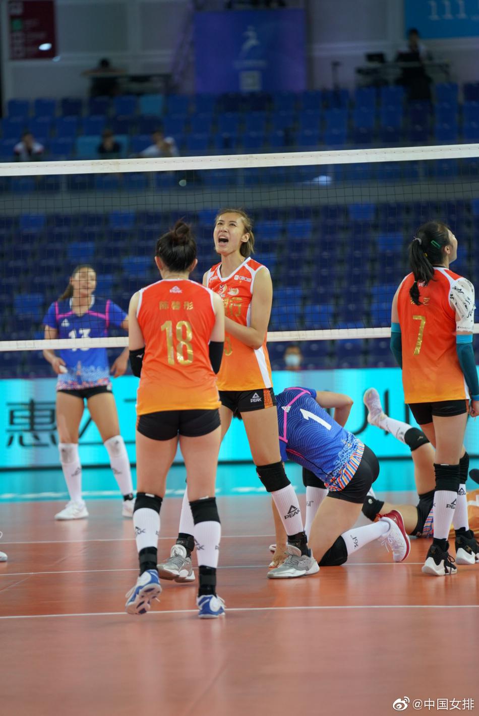 全锦赛天津女排3-1北京暂列第四