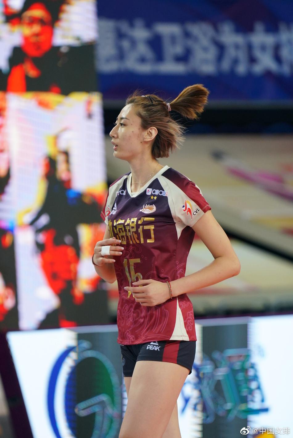 排超天津女排3：0浙江女排