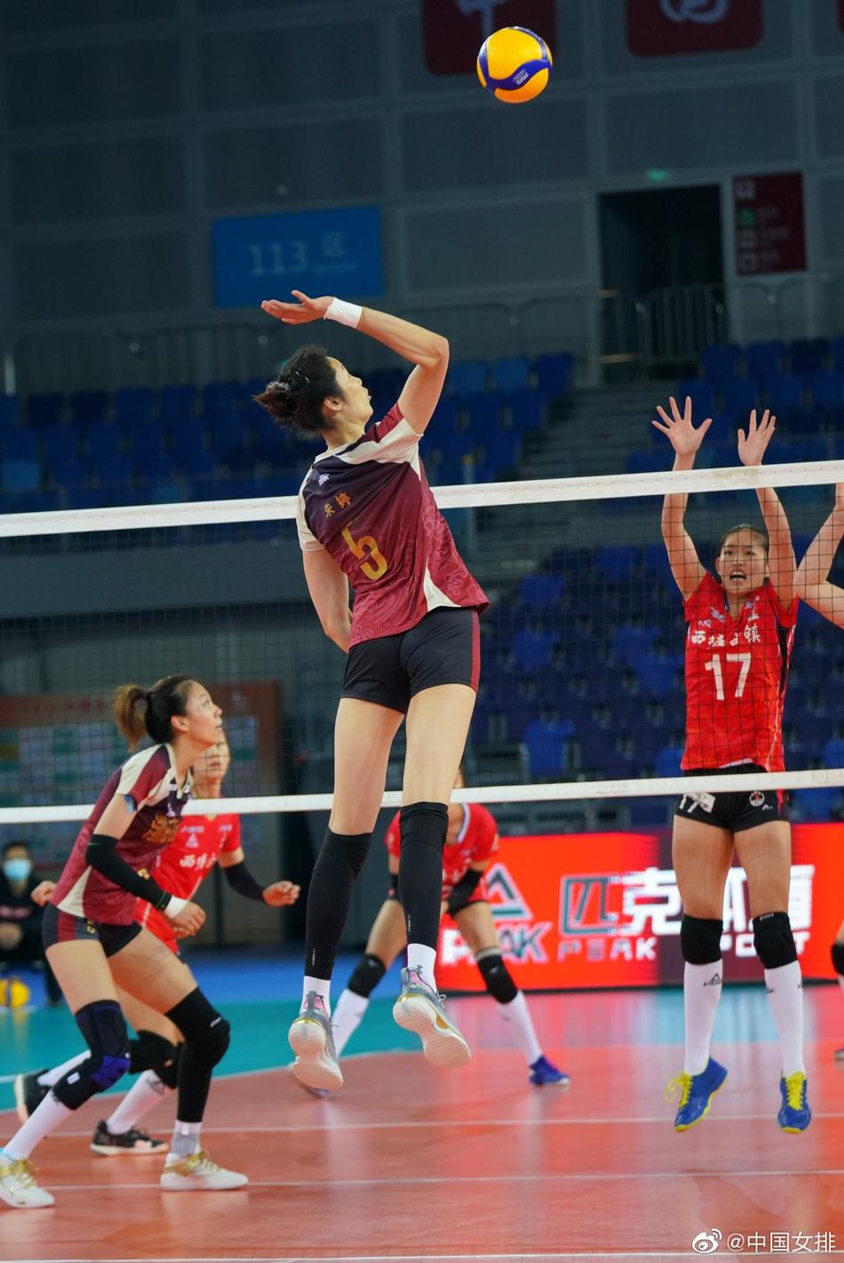 排超天津女排3：0浙江女排