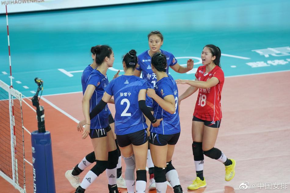 全锦赛焦点战天津女排2-3江苏