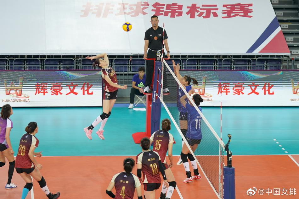 全锦赛焦点战天津女排2-3江苏