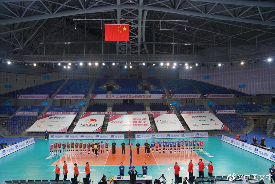 全锦赛焦点战天津女排2-3江苏