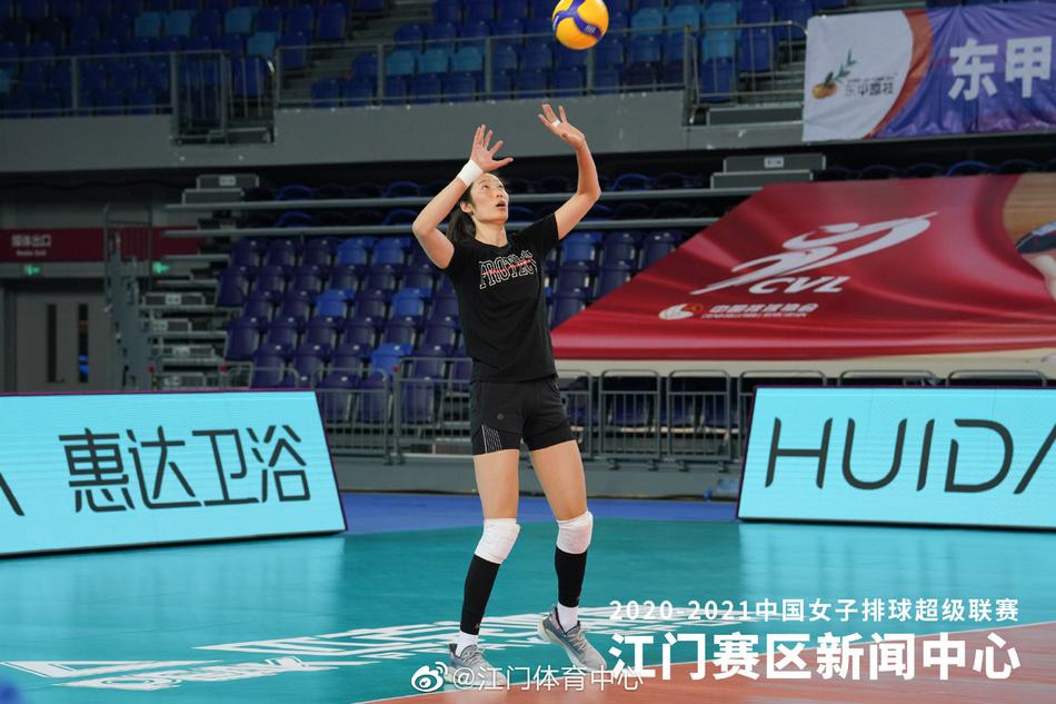 朱婷备战排超联赛新赛季