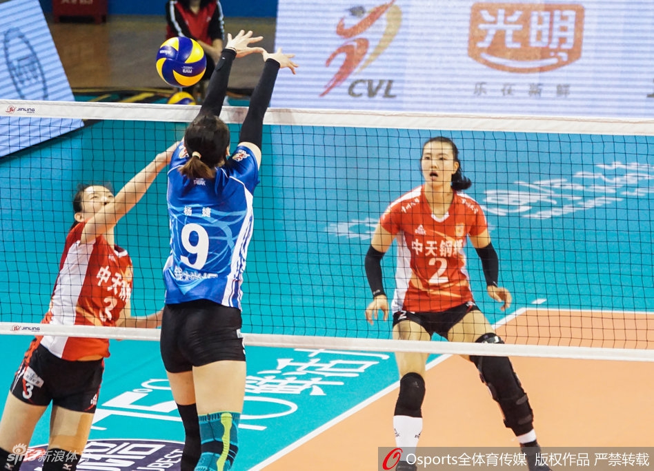 排超八强战上海女排3-2江苏女排