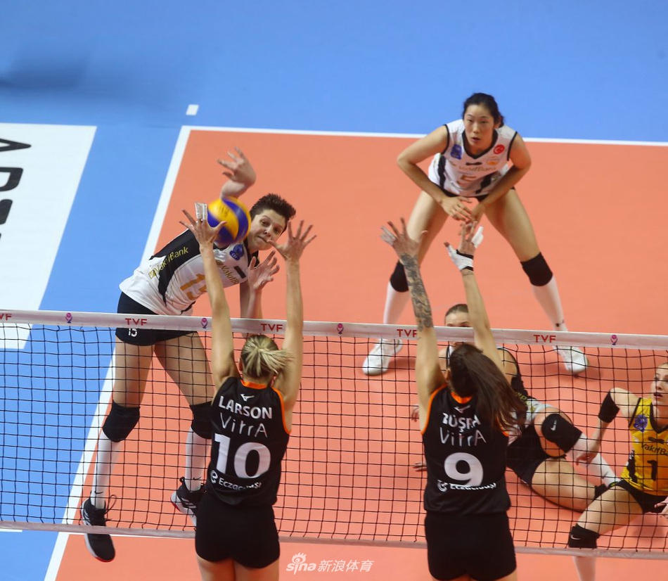 瓦基弗银行1-3伊萨奇巴希