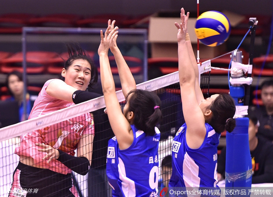 排超精英赛八一女排3:1广东女排
