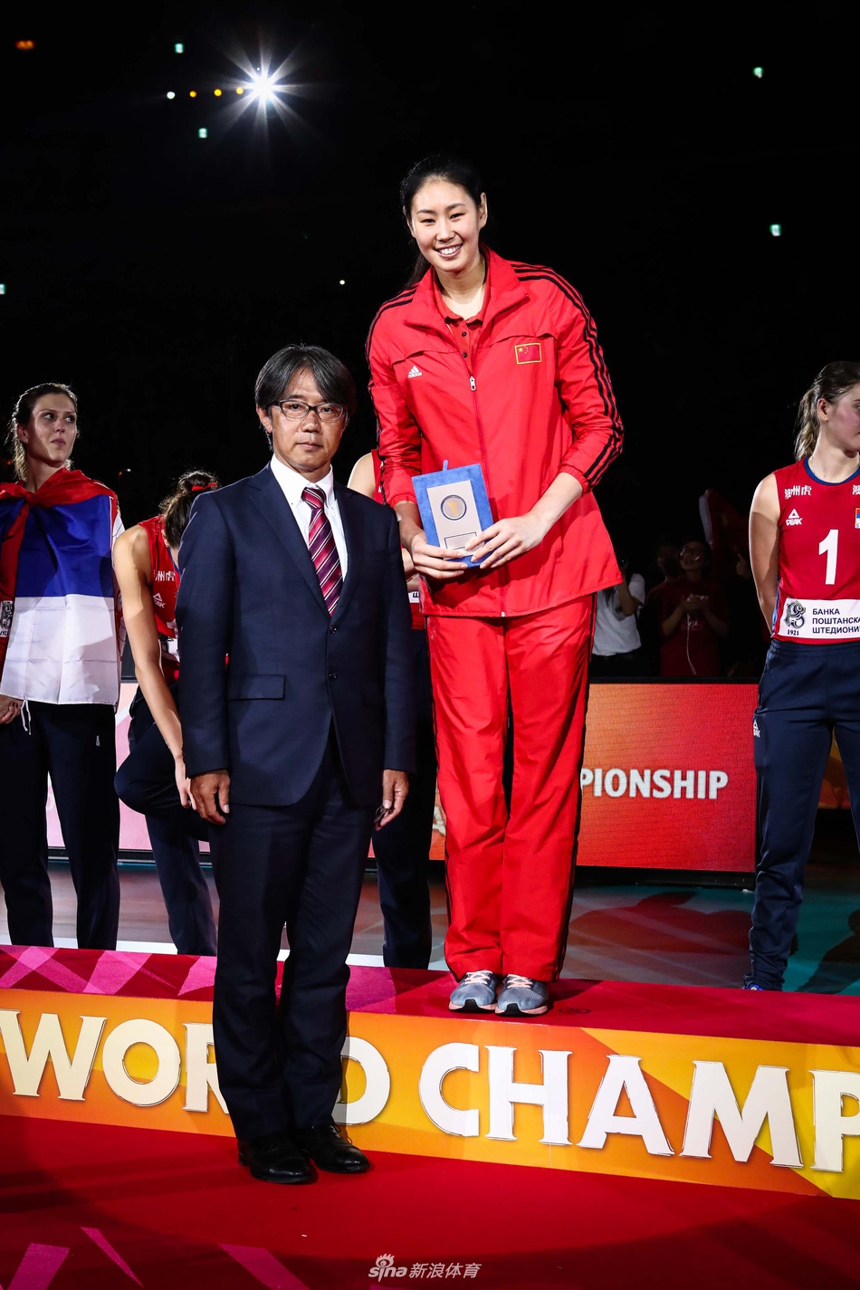 2018年女排世锦赛最佳阵容颁奖