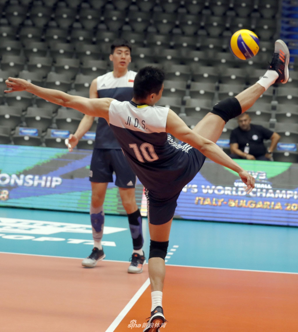 世锦赛中国男排1-3荷兰遭两连败