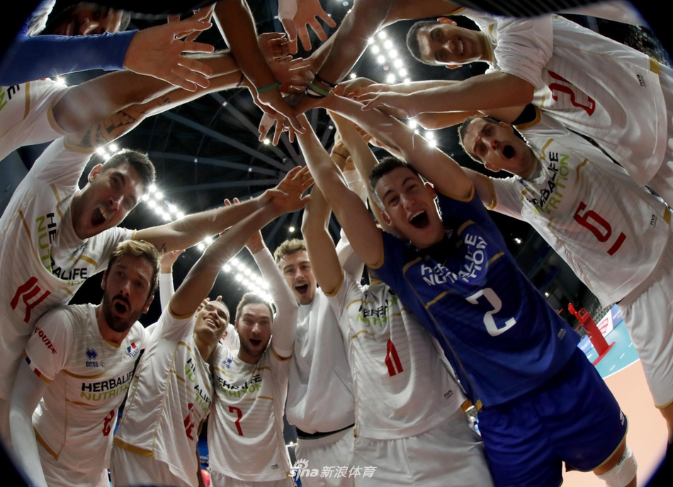 男排世锦赛中国队0-3不敌法国